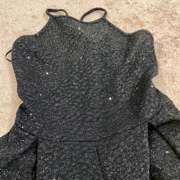 High Neck Romper - Picture 4 of 4